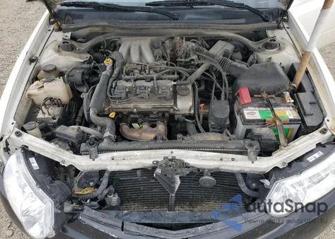 2002 Toyota Camry Solara Se из США, поврежденный, VIN 2T1CF28P42C557981